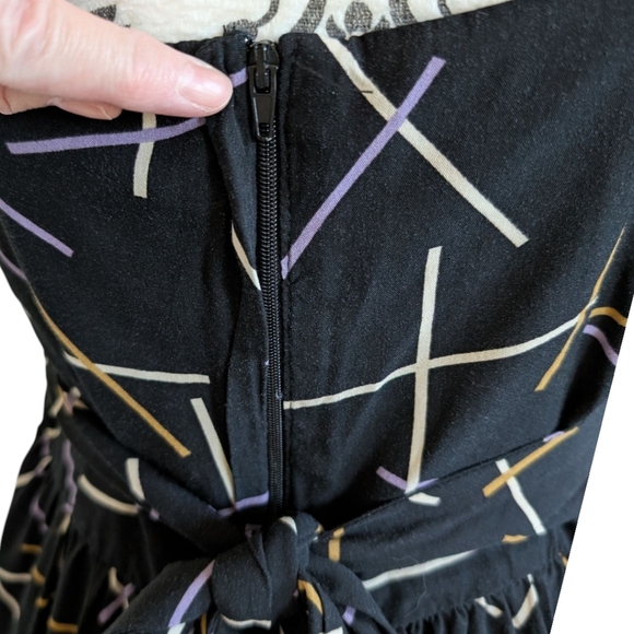 Princess Highway Miranda Dress Strappy Full Skirt Black Geometric Women's 8 - Picture 8 of 13